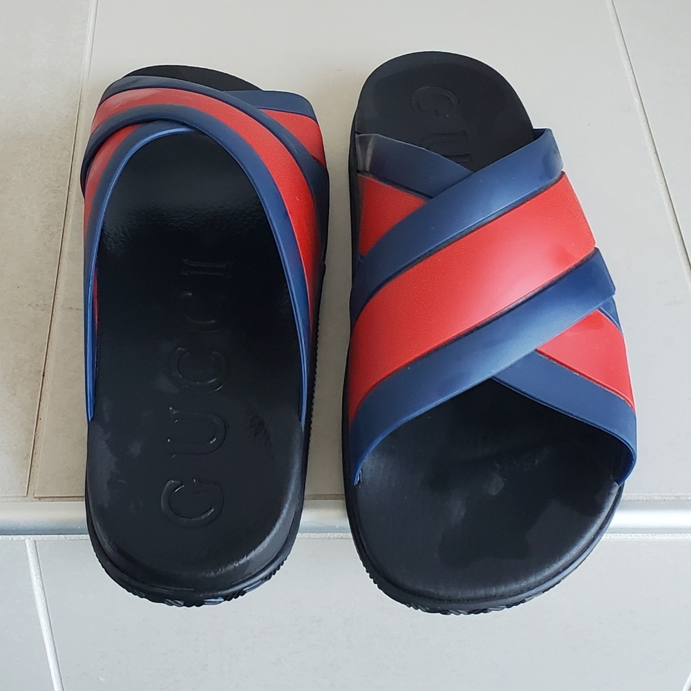 Mens Gucci slides
